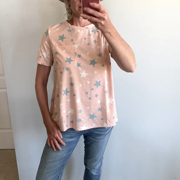 Peach Color Star Print Short Sleeve Tee - Picture 2 of 7